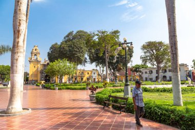 Barranco 'nun Turizm Bölgesi Kilisesi ve Ana Parkı, 17 Şubat 2020, Lima Peru.