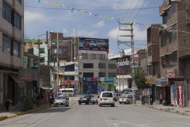 Huancayo şehrinin caddesi