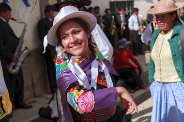 13 Şubat 2016, Huancayo, Peru. Huaylarsh dansçıları Mantaro Vadisi 'ndeki karnaval yarışmalarında gösterileri için prova yapar ve hazırlanırlar..