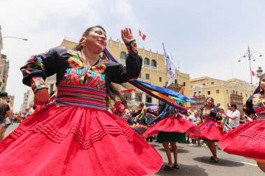 4 Şubat 2024, Lima Peru. Lima Meydanı 'nda Candelaria Bakiresinin Şenlik Töreni.