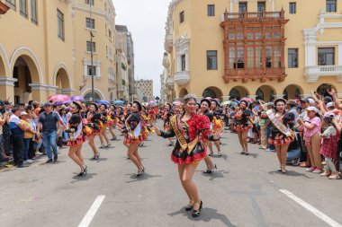 4 Şubat 2024, Lima Peru. Lima Meydanı 'nda Candelaria Bakiresinin Şenlik Töreni.