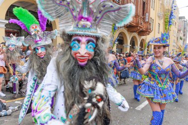 4 Şubat 2024, Lima Peru. Candelaria Bakiresi 'nin Lima Meydanı' ndaki geçit töreni..