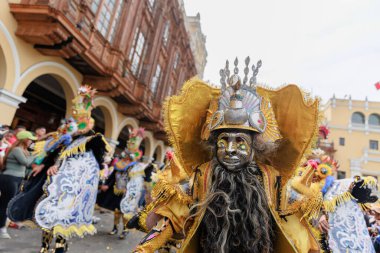 4 Şubat 2024, Lima Peru. Candelaria Bakiresi 'nin Lima Meydanı' ndaki geçit töreni..