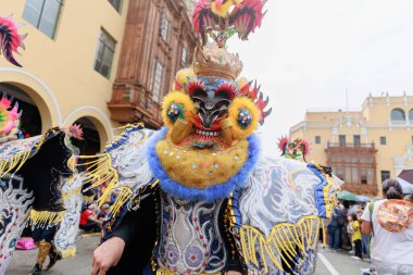 4 Şubat 2024, Lima Peru. Candelaria Bakiresi 'nin Lima Meydanı' ndaki geçit töreni..
