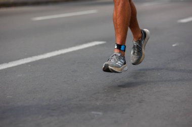 İRONMAN 70.3 Peru, Sporcular yarışıyor. 23 Nisan 2023 - LIMA, Peru
