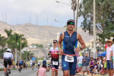 IRONMAN 70.3. Sporcular Lima Triatlonu 'nda yarışıyor. 23 Nisan 2023 - LIMA, Peru