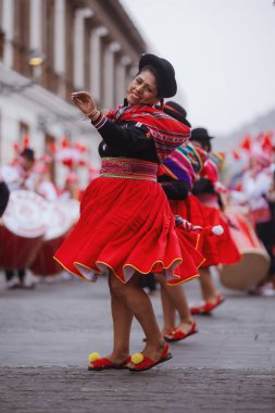 Peru 'nun tarihi merkezi Lima' da geleneksel Candelaria Bakiresi Festivali dansçıları. 18 Kasım 2023. 