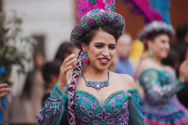 Peru 'nun tarihi merkezi Lima' da geleneksel Candelaria Bakiresi Festivali dansçıları. 18 Kasım 2023. 