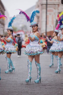 Peru 'nun tarihi merkezi Lima' da geleneksel Candelaria Bakiresi Festivali dansçıları. 18 Kasım 2023. 