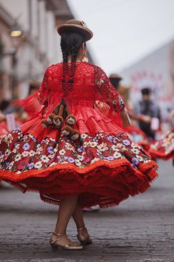 Peru 'nun tarihi merkezi Lima' da geleneksel Candelaria Bakiresi Festivali dansçıları. 18 Kasım 2023. 