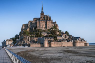 Ünlü Mont Saint Michele 'in güzel manzarası, Normandiya, Fransa