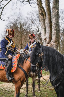 JOSEFOV, CZECH Cumhuriyet, Nisan 01, 2023 - Josefov kalesinin açılışı. 1866 'daki Prusya-Avusturya savaşının gösterimi. Prusyalı Süvariler
