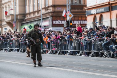 PILSEN, CZECH Cumhuriyet - 7 Mayıs 2023: Özgürlük konvoyu. Özgürlük festivali Plzen (Plze). Pilsen 'in Kurtuluşu' nun Mayıs 1945 'te ABD Ordusu tarafından kutlanması.