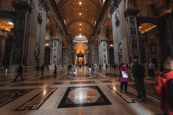 Włochy Rzym Watykan Maj 2023 Wnętrze Bazyliki Piotra Katedra Piotra Zdjęcie Stockowe