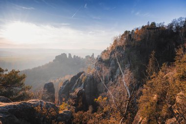 Schrammsteine kayaları, Elbe Sandstone Dağları, Saksonya, Almanya