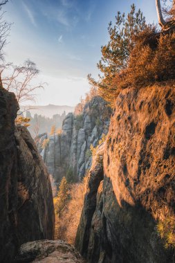 Schrammsteine kayaları, Elbe Sandstone Dağları, Saksonya, Almanya