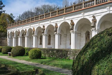 Colonnade Çiçek bahçesinde kromeriz, Çek Cumhuriyeti. UNESCO Dünya Mirası.