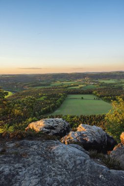 Lilienstein Dağı 'ndan güzel bir manzara Sakson İsviçre, Almanya