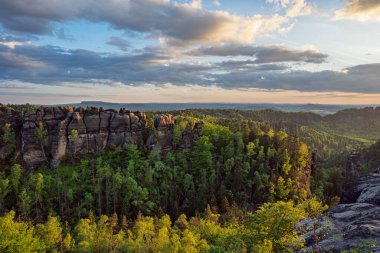 View from Carolafelsen towards Schrammsteine sandstone massif,  in Saxon Switzerland, Deutschland