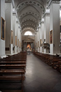 Vilnius, Litvanya - Haziran 12025: Vilnius Katedrali 'nin Resimli İçi