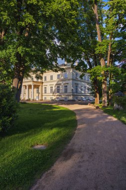 Kostelec nad Orlici - Novy zamek (Yeni Kale), Şato 1829-1833 yılları arasında Çek Cumhuriyeti 'nde inşa edildi.