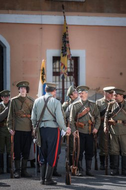 JOSEFOV, CZECH REPUBLIC, Mayıs 2025: Josefov Kalesi ve Birinci Dünya Savaşı 'nda Galiçya' da 1915 'te bir muharebe gösterisi. 
