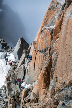 Aiguille du Midi bakış açısına göre turist kalabalığı