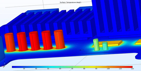 電子デバイスのプリント基板のコンデンサ群の表面上の温度分布のコンピュータ3Dモデリング 熱分析 — ストック写真