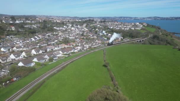 Broadsands Torbay South Devon Anglie Parní Vlak Cestě Kingswear Drone — Stock video