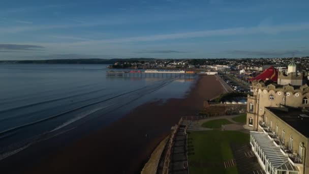 Paignton Torbay Güney Devon Ngiltere Bir Deniz Manzaralı Otelin Yanından — Stok video