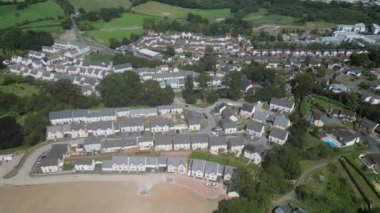 Newton Abbot, Güney Devon, İngiltere: DRONE ViEW: TQ12 bölgesinde inşa edilen yeni bir konut inşaatının genel görünümü. Geliştirme, hükümetin 2030 yılına kadar 1,5 milyon yeni ev inşa etme planlarının dışında (Bölüm 7).