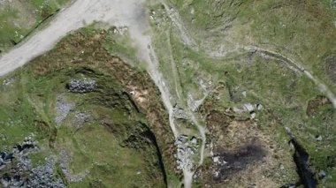 Foggintor, Dartmoor, Devon, İngiltere: DRone VieWS: Eski granit ocağı, Foggintor, Dartmoor tarafından çevrili. Foggintor, Londra 'da 1843' te tamamlanan Nelson Sütununun inşası için granit sağladı (Bölüm 14).