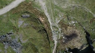 Foggintor, Dartmoor, Devon, İngiltere: DRone VieWS: Eski granit ocağı, Foggintor, Dartmoor tarafından çevrili. Foggintor, Londra 'da 1843 yılında tamamlanan Nelson Sütununun inşası için granit sağladı (10. bölüm).