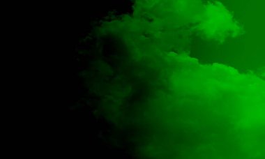 Arka planda renkli duman. Siyah arkaplanda renkli bulutlar olan soyut arkaplan  