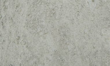 Parlak boya ve yıpranmış parçalarla eski beton duvar yüzeyinin soyut arkaplanı. Güzel Soyut Grunge Dekoratif Karanlık Stucco Duvarı Arkaplanı. Sanat pürüzlü Stylize Doku. Aşınmış bej renkli, çizik parmaklarla kaplanmış yıpranmış beton duvar.