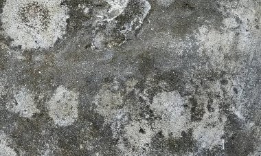 Eski Pürüzlü ve Kirli Stucco duvar arkaplanı ya da dokusu. Duvarla kaplanmış aşınmış beton duvar. Yüksek çözünürlüklü taş ve beton yüzeyler, çimento efektli arka plan mermer dokusu çizikler ve çatlaklar..