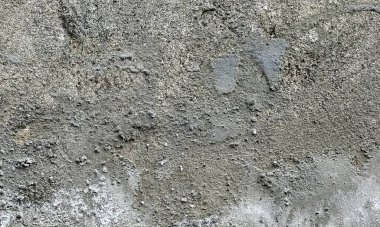 Duvar pürüzlü, çizik ve çatlaklı doku. Stucco beyaz duvar arka planı. Gri arkaplan vintage rengi ve yumuşak harmanlanmış fırça darbelerinde, beyaz grunge lekeleri ve çizikli kenar arkaplan ya da çizikli doku..