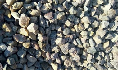 Çakıl taşları arka plan olarak harikadır. Taş Yürüyüş Dokusuna Yaklaş. Taş Duvarın dokusu arka plan. Çakıl Dokusu.Terrazzo döşemesi. Asfalt dokusunun kullanışlı arka planı..
