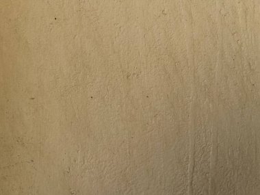 Çizik ve çatırtı olan duvar parçası. Eski, kirli, deri döken, deri döken, duvar kağıtları soyan arka plan. Arka plan için yüzey duvarı betonu deseni. Arka plan için eski beton duvarın soyulmuş dokusu betonu ortaya çıkardı..