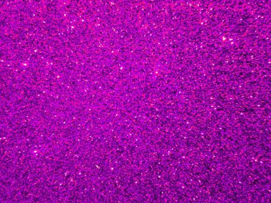 Soyut mor parıltılı ışıltı arka planda ışıl ışıl parlıyor. Noel tatili için parlak ambalaj kağıdı dokusu. Mevsimlik duvar kağıdı dekorasyonu, tebrik kartı ve düğün davetiyesi tasarımı. Tasarım için arkaplan ve doku