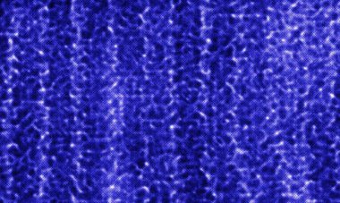 Tütsü dumanı lekeli soyut zemin. Siyah arkaplan üzerinde şeffaf dumanlı tütsü kokusu ve aromatik renkli tütsü. Taranmış Soyut Arkaplan. Fırça darbeli resim.