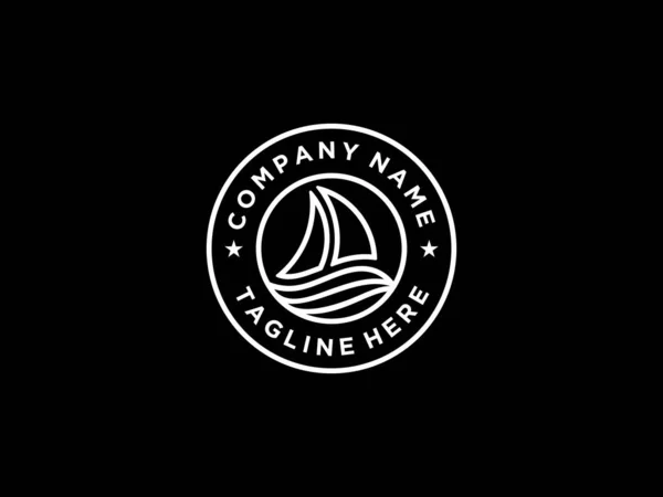 Segelboot Mit Ocean Wave Badge Logo — Stockfoto