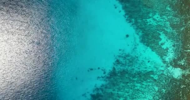 Zdjęcie Lotnicze Idealnego Turkusowego Tła Morskiego Tropikalna Woda Morska Odbicia — Wideo stockowe