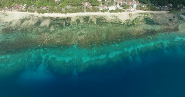Playa Blanca Superficie Agua Mar Turquesa Como Fondo Desde Vista — Vídeo de stock