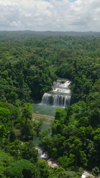Vogelperspektive Von Mehrstufigen Wasserfall Tinuy Stürzt Bislig Surigao Del Sur — Stockvideo