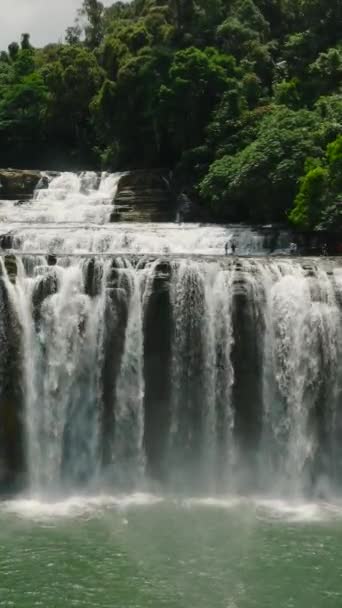 Luftbild Der Breitesten Wasserfälle Der Philippinen Panoramablick Auf Die Berühmten — Stockvideo