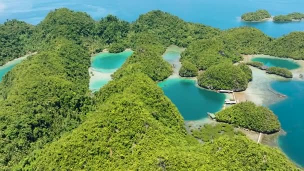 Drone Uitzicht Prachtig Turquoise Water Lagunes Van Tropisch Eiland Koraalriffen — Stockvideo
