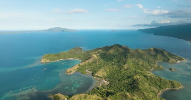 Paisagem Tropical Dinassauro Adormecido Céu Azul Nuvens Mindanao Filipinas Paisagem — Vídeo de Stock