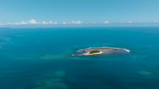 Beautiful Jobo Island Surrounded White Sand Blue Sea Blue Sky — Stock Video