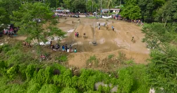 Zamboanga Filipinas Mayo Los Motociclistas Compiten Campos Todoterreno Como Terrenos — Vídeos de Stock